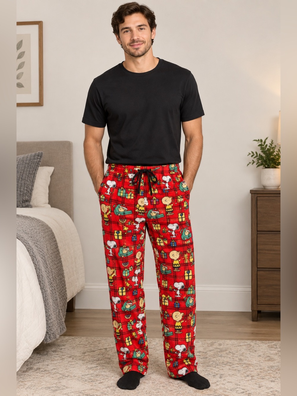 Men’s Red Snoopy & Friends Holiday Fleece Pajama Pants